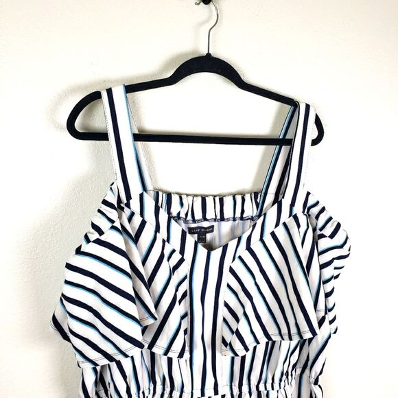 Women's NWT Lane Bryant Striped Short Romper Jumpsuit Size 26/28 - Picture 3 of 10